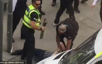 СМИ: в Британии перед концертом Джастина Бибера задержали мужчину с мачете