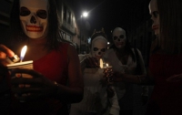 В Мексике проститутки надели маски зомби (ФОТО)