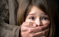 В Запорожской области зверски изнасиловали 11-летнюю девочку
