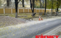 Коммунальщикам зима нипочем: в центре Киева разрыли целую улицу (ФОТО)