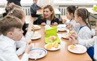 Елена Зеленская прокомментировала реакцию родителей на новое школьное питание