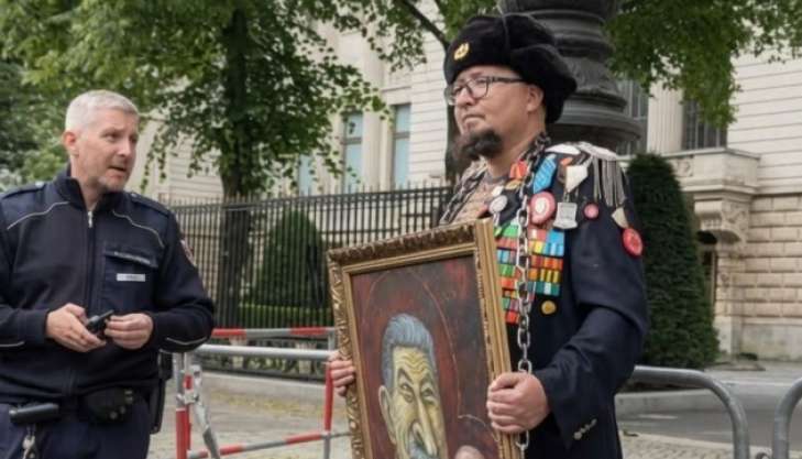 Замовне вбивство у Польщі: Кілер застрелив російського художника-опозиціонера