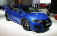 Honda презентовала новые версии Civic и CR-V