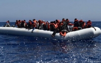 У берегов Ливии спасли 1400 мигрантов