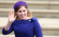 Британская принцесса Беатрис появилась на публике с новым бойфрендом