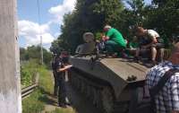 На Хмельнитчине местные жители восстали против украинской военной техники