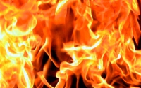 В Днепропетровске произошел сильный пожар на складах секонд-хенда 