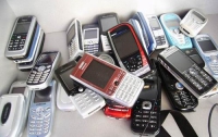 Украинцев обязали регистрировать мобильные телефоны