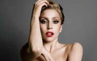 Леди Гага выступила перед фанатами с неожиданным заявлением