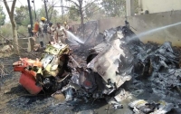 Самолеты пилотажной группы ВВС Индии столкнулись во время тренировки