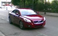 Обновленная Volvo C70 замечена в Барселоне (фото)