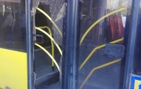 ЧП в Киеве: пассажиры автобуса выдавили стекло входной двери