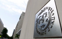 Украина не может поднимать минимальную зарплату, - МВФ