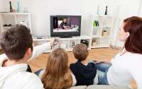 Ученые нашли связь между просмотром телевизора и аутизмом у мальчиков