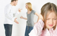 Разводы чаще случаются в семьях с дочерями