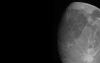 В NASA показали впечатляющие фото самой большой луны в Солнечной системе