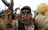 Из армии Каддафи бегут солдаты и офицеры