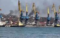 Хочуть вивезти метал: у порту Маріуполя зафіксували рух суден