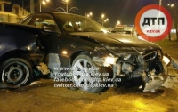 ДТП в Киеве: на Борщаговской столкнулись 