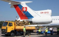 Словакия прислала самолет гуманитарной помощи для бойцов АТО