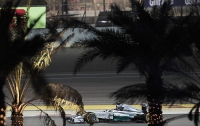 Хэмилтон выиграл Гран-при Бахрейна 
