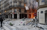 Взрыв в центре Парижа, десятки пострадавших (видео)