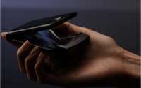 В Україні з'явивиться смартфон-жабка Motorola Razr за 50 тисяч гривень
