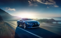 Lexus покажет в Женеве гибридную версию спорткара LC 500