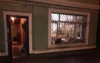 ЧП в Одессе: в окно жилого дома бросили гранату