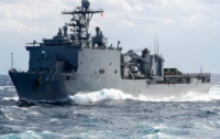 Корабль ВМС США направляется в Черное море