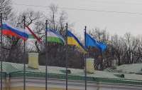 В Питере подняли украинский флаг, но не надолго