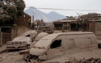 Число жертв извержения вулкана в Гватемале увеличилось до 100