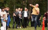 В Финляндии прошел чемпионат по метанию мобилок