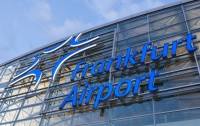В аэропорту Франкфурта неизвестные распылили слезоточивый газ