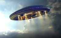 В небе над США видели меняющий форму НЛО
