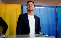 Десять стран поздравили Зеленского с победой на выборах президента Украины
