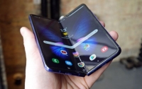 Сгибаемый смартфон Samsung Galaxy Fold поступает в продажу на корейском рынке