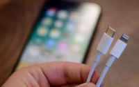 Неприятный сюрприз: Apple iPhone XS отказываются заряжаться (видео)
