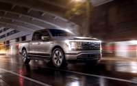 Массивный Ford F-150 Lightning XLT получил 