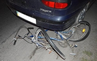 Смертельное ДТП на Волыни: автомобиль сбил велосипедистов
