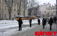 Во Львове замерзли до неподвижности уже 30 автобусов