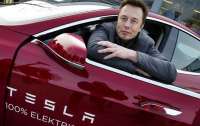 Tesla сенсаційно втратила лідерство на ринку електромобілів