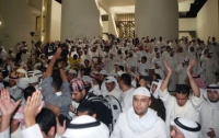 Оппозиция захватила парламент в Кувейте