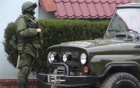 В Крыму военные захватили вертолет, который доставил журналистов