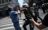 Испанская полиция стреляла по митингующим демонстрантам