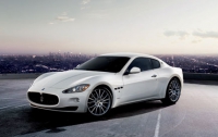 Maserati привезет в Женеву новую версию GranTurismo S Automatic