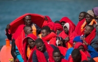 Более 200 мигрантов спасли в Средиземном море