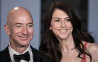 Экс-жена главы Amazon на несколько часов стала самой богатой женщиной планеты