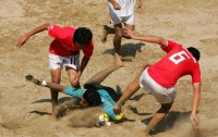 В Киеве проходит фестиваль пляжного футбола