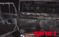 В Киеве на ходу загорелся грузовик (ВИДЕО)